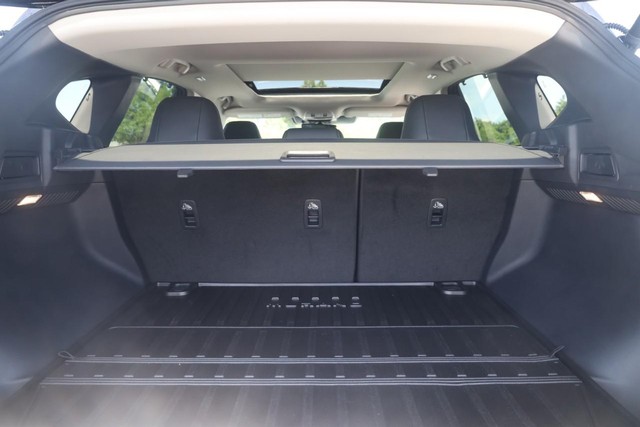 Nissan Murano Vehicle Image 25