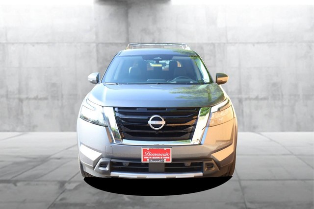 Nissan Pathfinder Vehicle Image 04