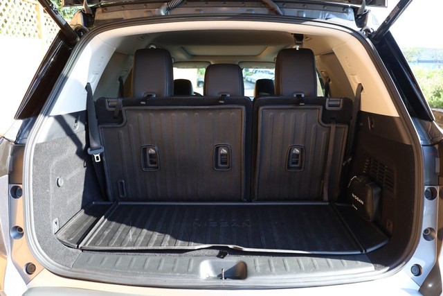 Nissan Pathfinder Vehicle Image 07