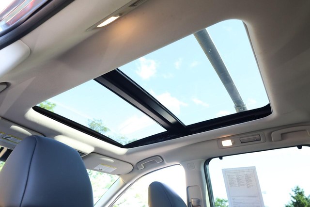Nissan Pathfinder Vehicle Image 10