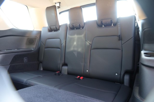 Nissan Pathfinder Vehicle Image 29