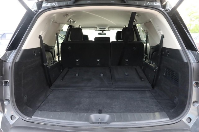 Nissan Pathfinder Vehicle Image 09