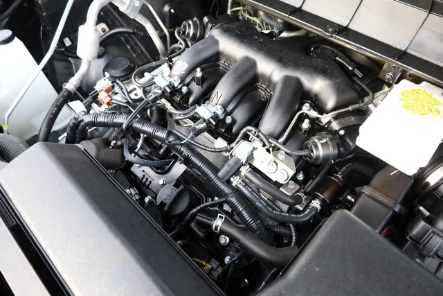 Nissan Pathfinder Vehicle Image 28