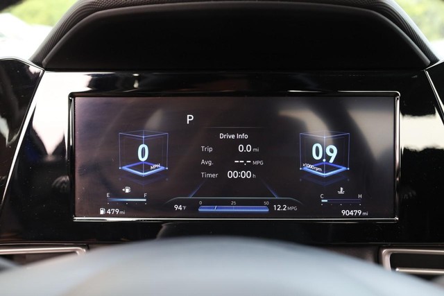 Hyundai Elantra Vehicle Image 10