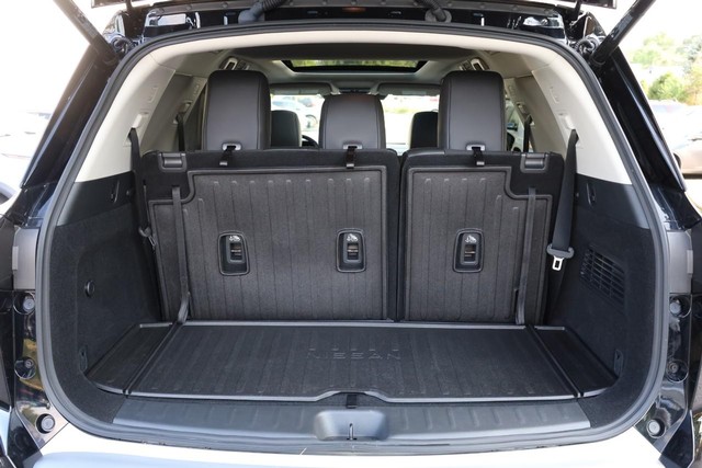 Nissan Pathfinder Vehicle Image 07