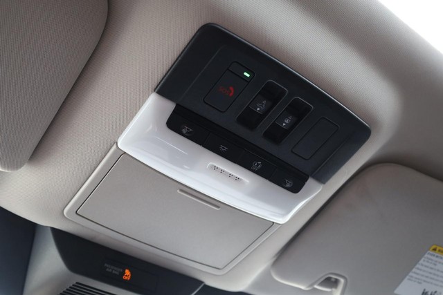 Nissan Pathfinder Vehicle Image 21