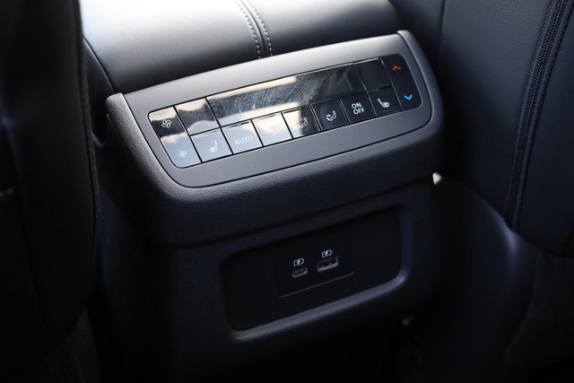 Nissan Pathfinder Vehicle Image 27