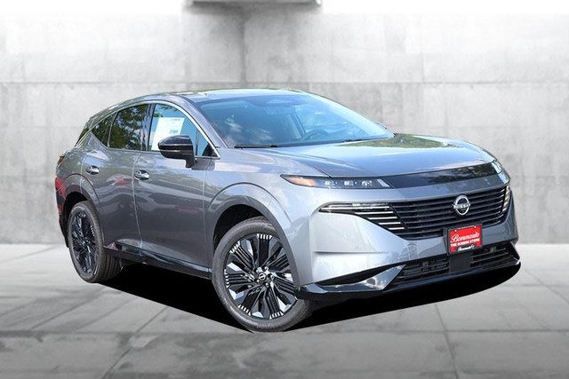 Nissan Murano Vehicle Full-screen Gallery Image 2