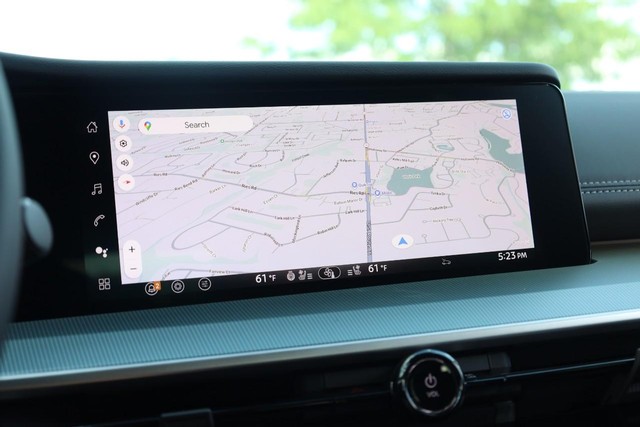 Nissan Murano Vehicle Full-screen Gallery Image 22