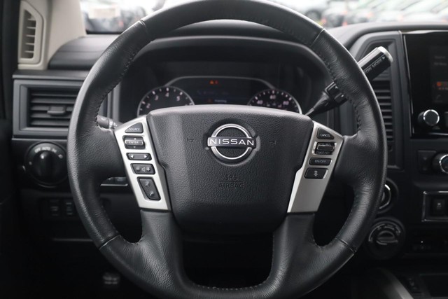Nissan Titan Vehicle Image 08