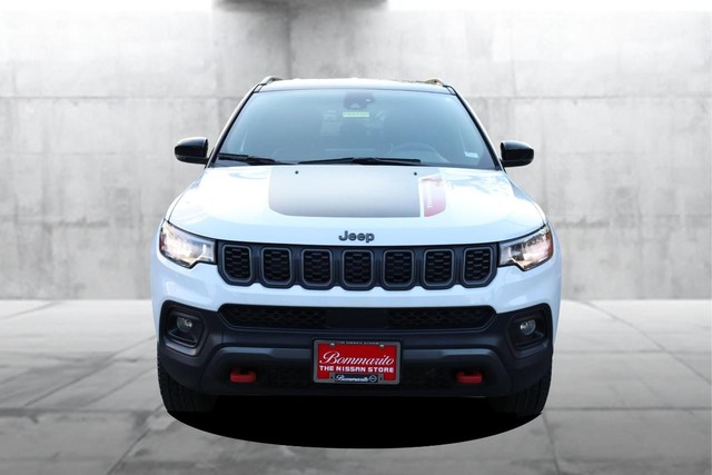 Jeep Compass Vehicle Image 04