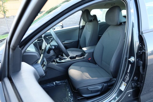 Kia K4 Vehicle Image 08