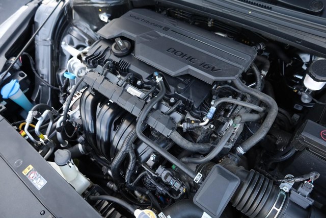 Kia K4 Vehicle Image 25