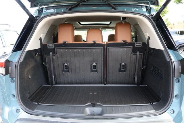 Nissan Pathfinder Vehicle Image 07