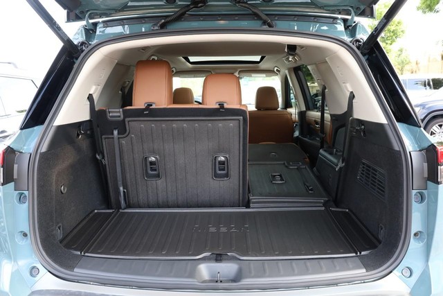 Nissan Pathfinder Vehicle Image 08
