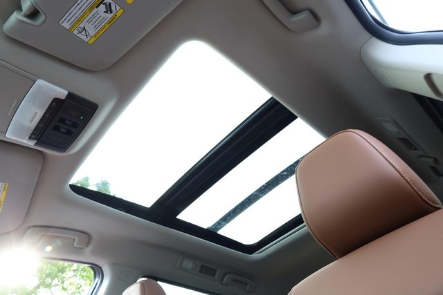 Nissan Pathfinder Vehicle Image 11