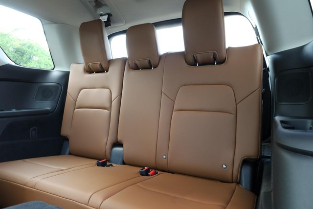 Nissan Pathfinder Vehicle Image 28