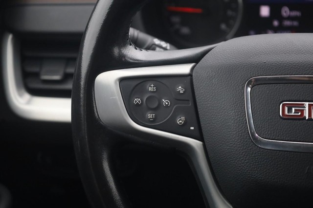 GMC Terrain Vehicle Full-screen Gallery Image 10