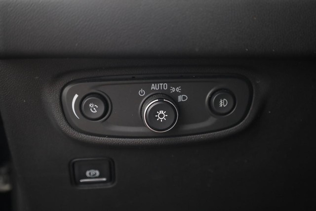 GMC Terrain Vehicle Full-screen Gallery Image 14