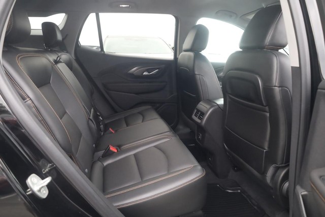 GMC Terrain Vehicle Full-screen Gallery Image 24