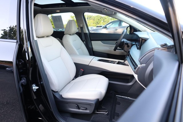 Nissan Murano Vehicle Full-screen Gallery Image 29