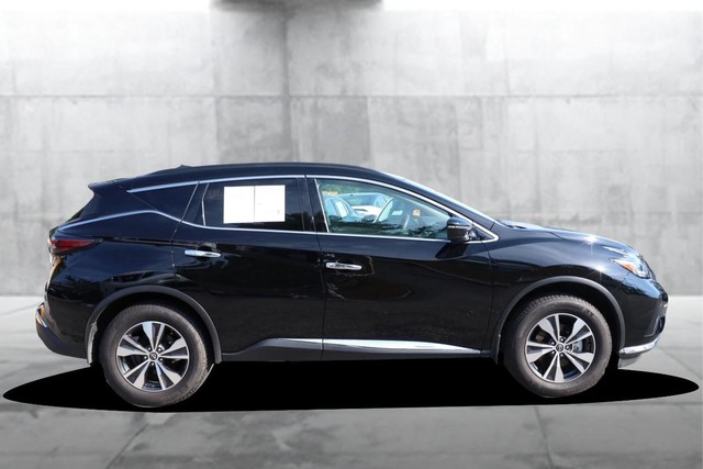 Nissan Murano Vehicle Full-screen Gallery Image 5