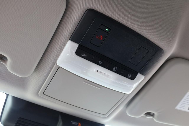 Nissan Rogue Plug-In Hybrid Vehicle Image 18