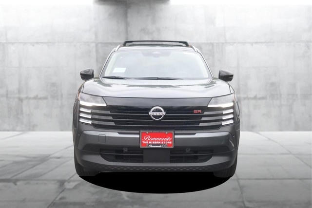 Nissan Kicks Vehicle Image 04