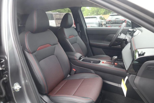 Nissan Kicks Vehicle Image 20
