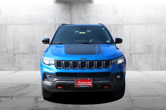Jeep Compass Vehicle Image 04