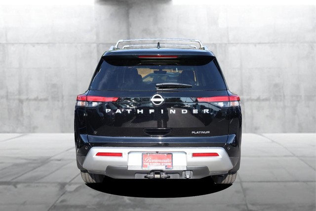 Nissan Pathfinder Vehicle Full-screen Gallery Image 6