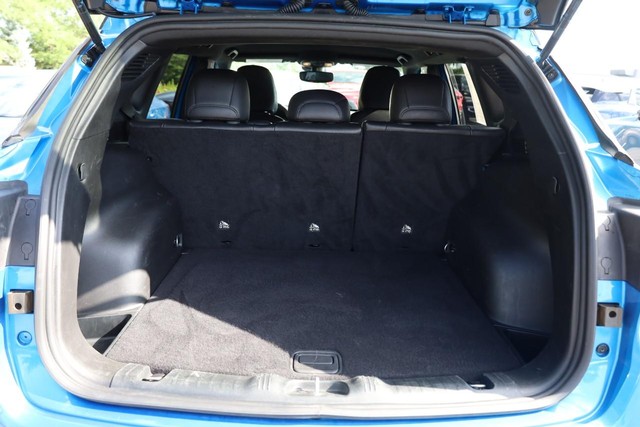 Jeep Compass Vehicle Full-screen Gallery Image 7