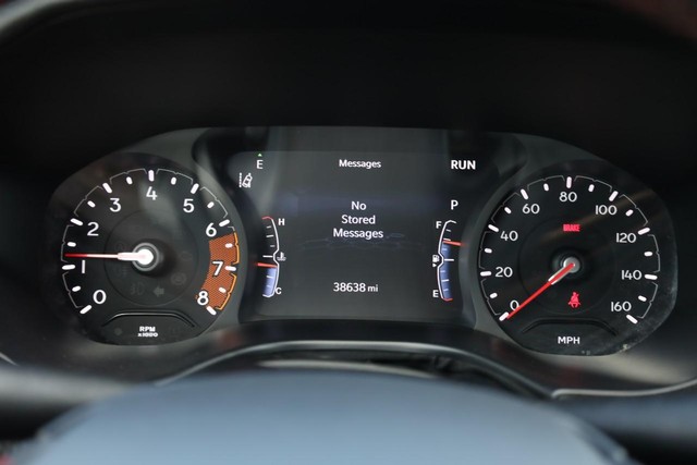 Jeep Compass Vehicle Full-screen Gallery Image 10