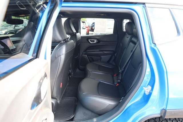 Jeep Compass Vehicle Full-screen Gallery Image 20