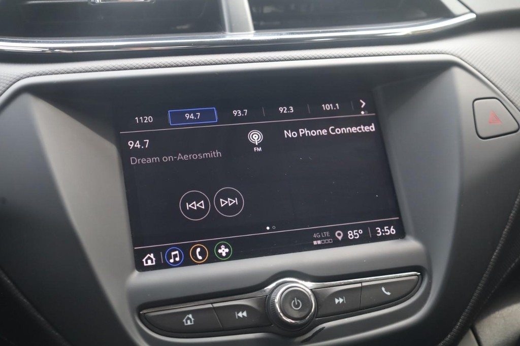 Chevrolet Trailblazer Vehicle Full-screen Gallery Image 13