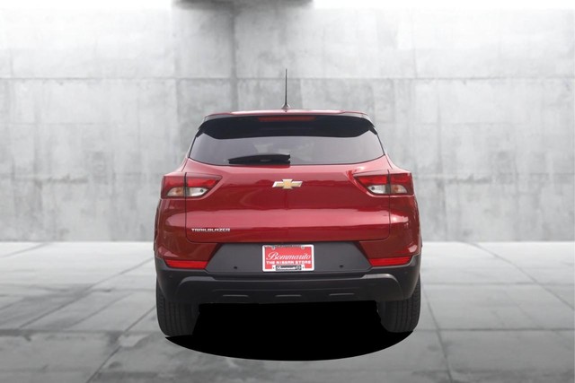 Chevrolet Trailblazer Vehicle Full-screen Gallery Image 6