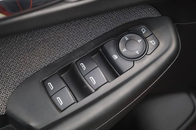 Chevrolet Trailblazer Vehicle Full-screen Gallery Image 11
