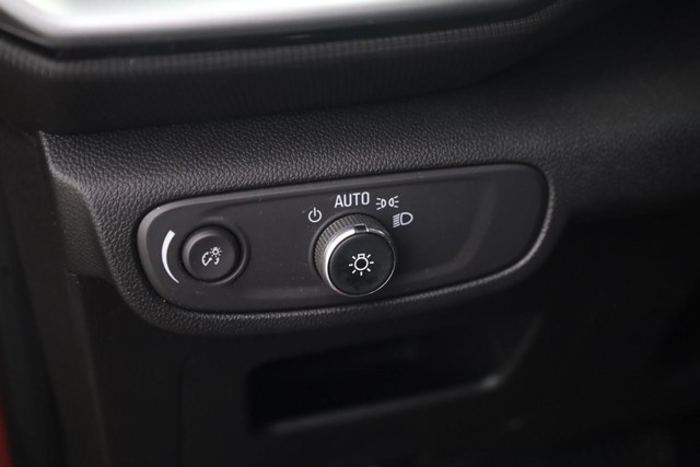 Chevrolet Trailblazer Vehicle Full-screen Gallery Image 12