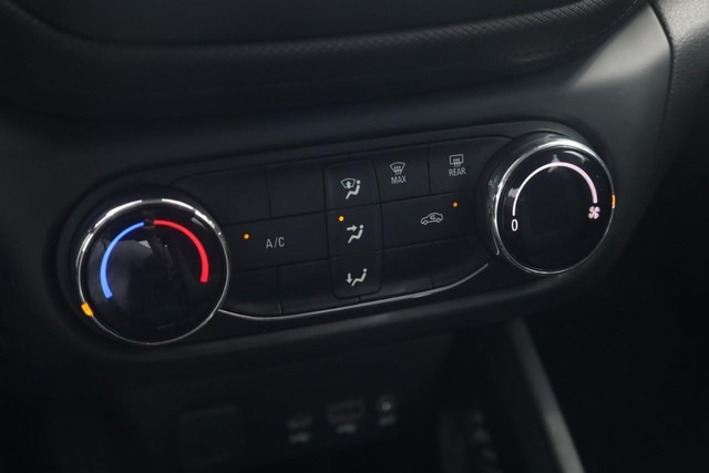 Chevrolet Trailblazer Vehicle Full-screen Gallery Image 16