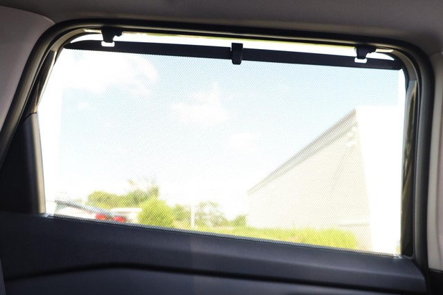 Nissan Rogue Vehicle Image 22