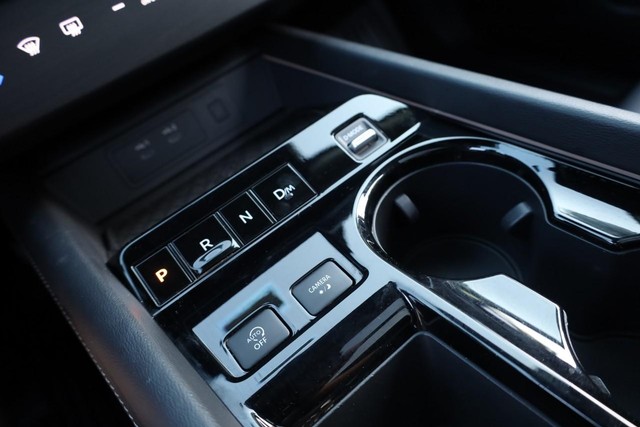 Nissan Murano Vehicle Image 19
