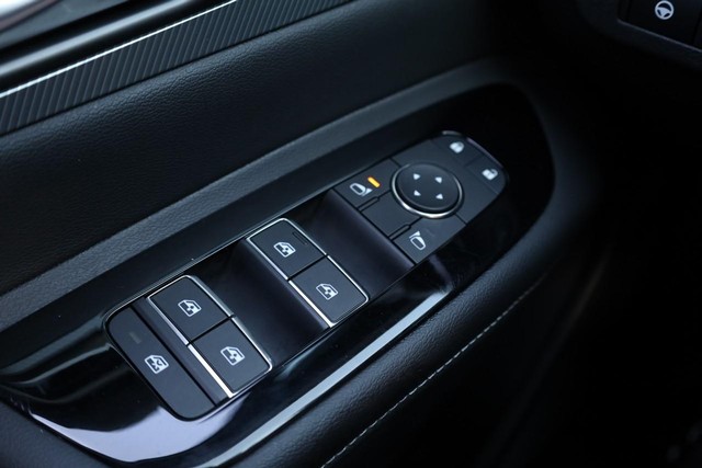 Nissan Murano Vehicle Image 21