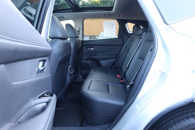 Nissan Murano Vehicle Image 25
