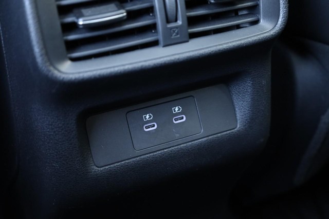 Nissan Murano Vehicle Image 26