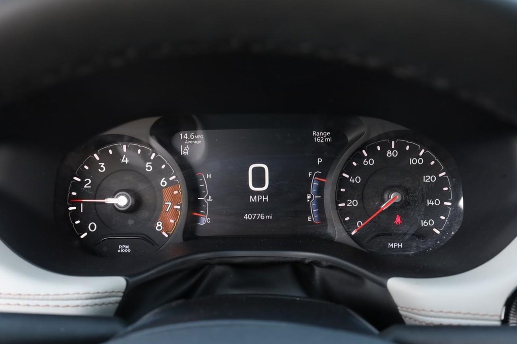 Jeep Compass Vehicle Image 10