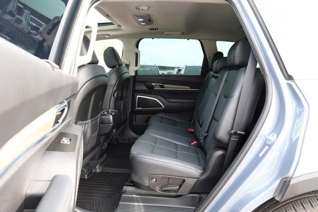 Kia Telluride Vehicle Image 23