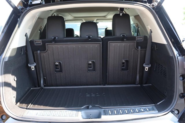 Nissan Pathfinder Vehicle Image 07