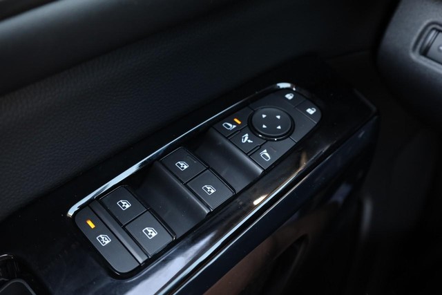 Nissan Pathfinder Vehicle Image 22