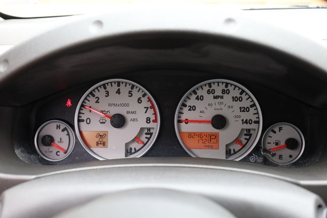 Nissan Frontier Vehicle Image 10