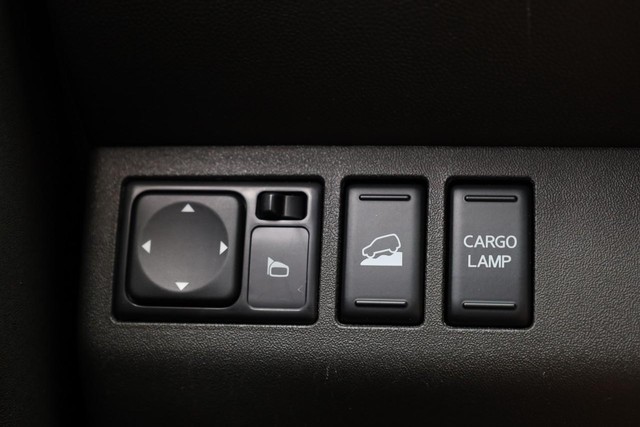 Nissan Frontier Vehicle Image 18